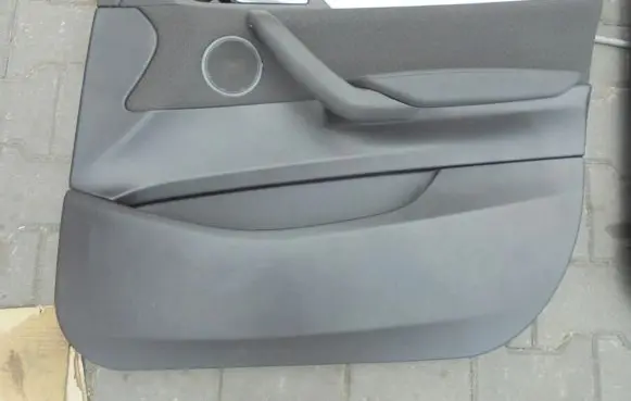 BMW X3 F25 Front door card panel trim