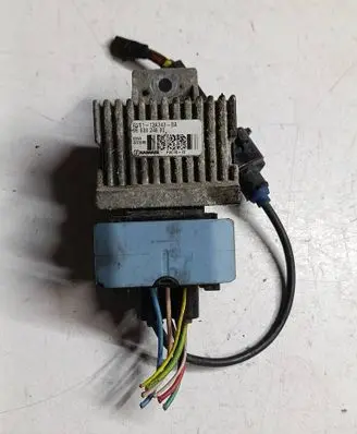 Glow plug pre-heat relay