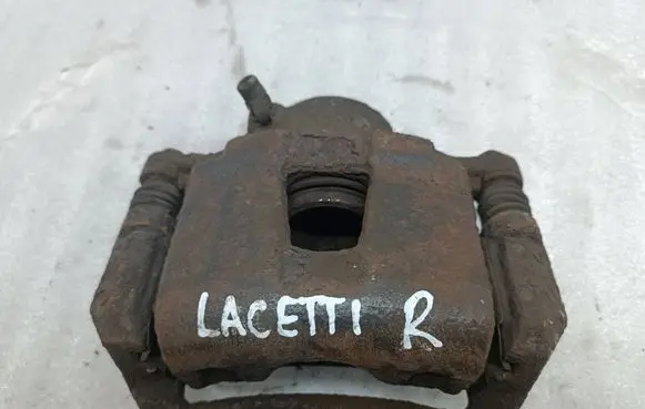 Chevrolet Lacetti Front brake caliper