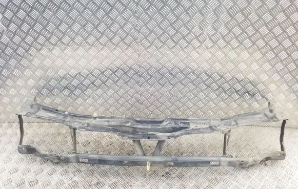 Volkswagen PASSAT B4 Top upper radiator support slam panel