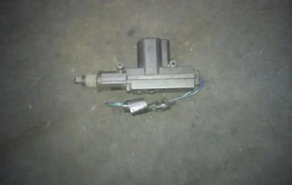 Mazda 323 F Central locking motor 932037992