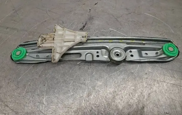 Opel Signum Rear window lifting mechanism without motor 24451521