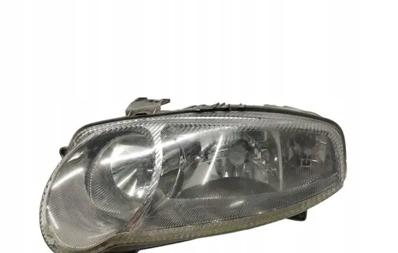 Alfa Romeo 147 Headlight/headlamp 