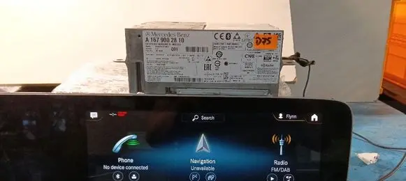 Mercedes-Benz A W177 Radio/CD/DVD/GPS head unit A1679002810