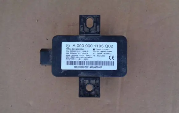 Mercedes-Benz S AMG W222 Tire pressure control unit A0009001105