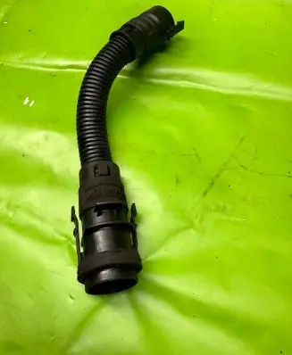 Brake vacuum hose/pipe