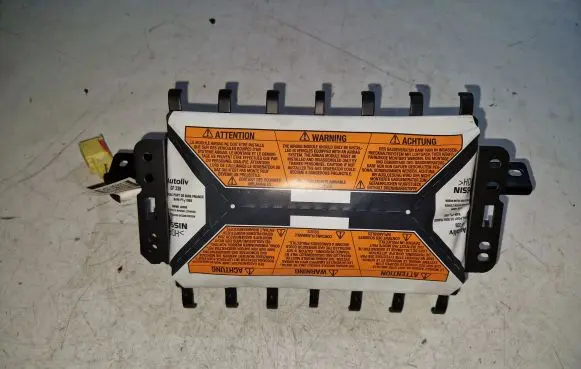 Nissan Qashqai Passenger airbag 606565100ED