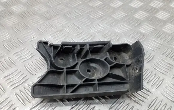 Seat Altea Front bumper mounting bracket 5P0807183A