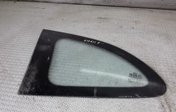 KIA Rio Rear side window