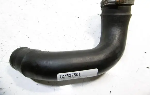 Opel Astra H Air intake hose/pipe