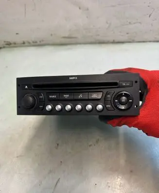 Peugeot 207 Radio/CD/DVD/GPS head unit 96643698XT