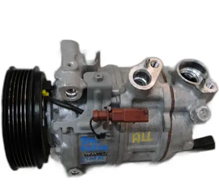 Volkswagen Golf VIII Air conditioning (A/C) compressor (pump) 3Q0816803D