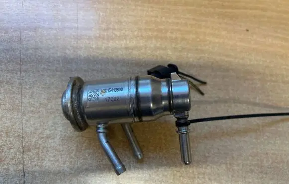 Mercedes-Benz CLA C118 X118 AdBlue injector A0004904000