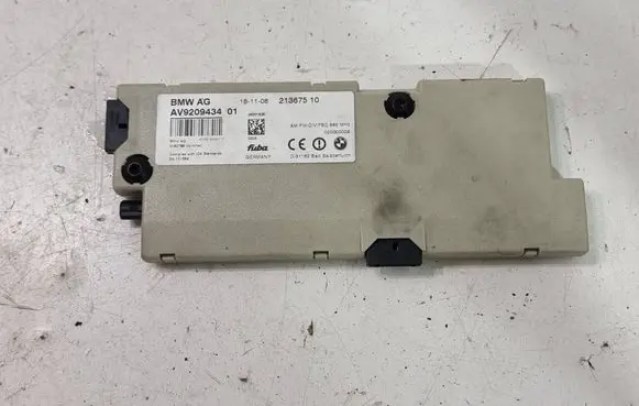 BMW 7 F01 F02 F03 F04 Aerial antenna amplifier 21367510 9209434 020000009