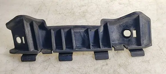 KIA Ceed Front bumper mounting bracket 865181H000