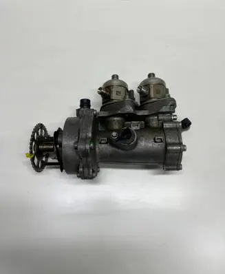 BMW M4 F82 F83 Fuel injection high pressure pump 7847204 13517847204 11417516128