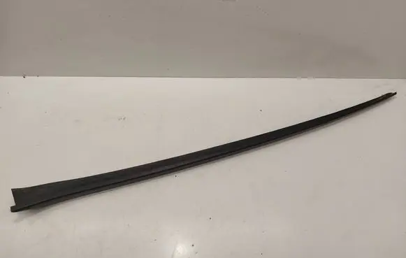 Volkswagen PASSAT B8 Windshield trim 3G0854327