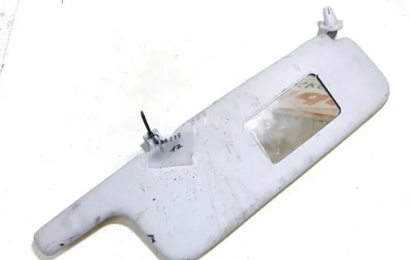 Mitsubishi Carisma Sun visor