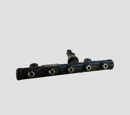 Volvo V50 Fuel main line pipe 9681649580