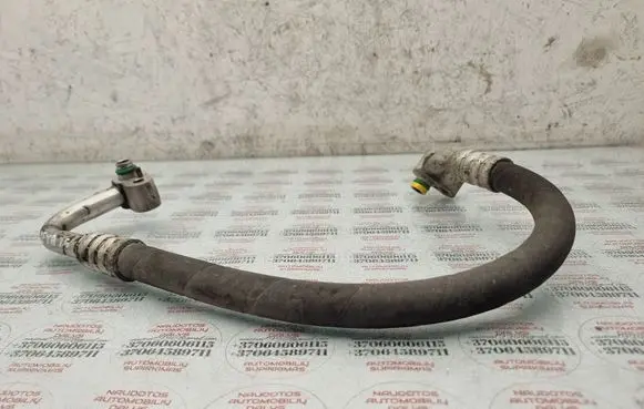 Volkswagen Jetta V Air conditioning (A/C) pipe/hose 1K0820721AA