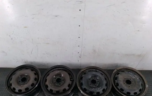 Ford Focus R15 steel rim 3M51-AA