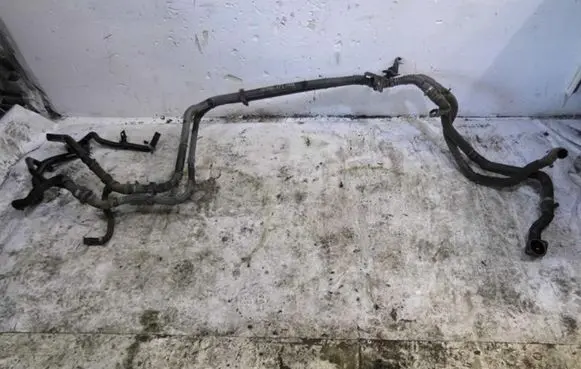 Smart ForFour II W453 Engine coolant pipe/hose