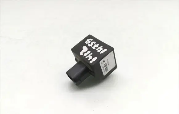 Volvo V70 Airbag deployment crash/impact sensor 6G9N-5B739-AA 20070726 CF9JA