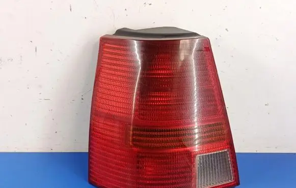Volkswagen Golf IV Rear/tail lights