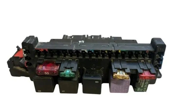 Mercedes-Benz S W220 Fuse module A0205451932