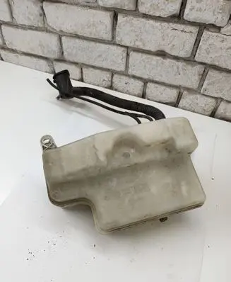 BMW 7 E65 E66 Windshield washer fluid reservoir/tank 7148064 235576 E10132
