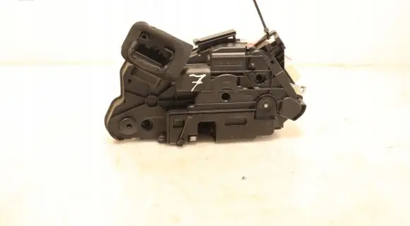 Skoda Rapid (NH) Front door lock 5E1837015A