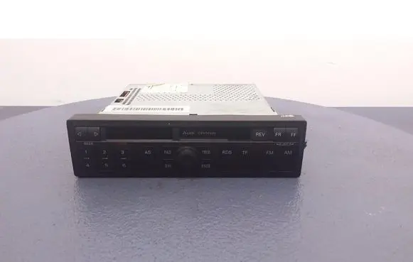 Audi A2 Radio/CD/DVD/GPS head unit 4B0035152B