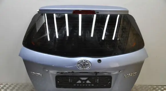 Toyota Yaris Tailgate/trunk/boot lid 8S7