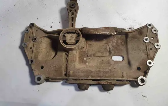 Volkswagen Touran I Front subframe 1K0199369F