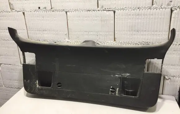 Volkswagen PASSAT B6 Tailgate trim 3C9867605D