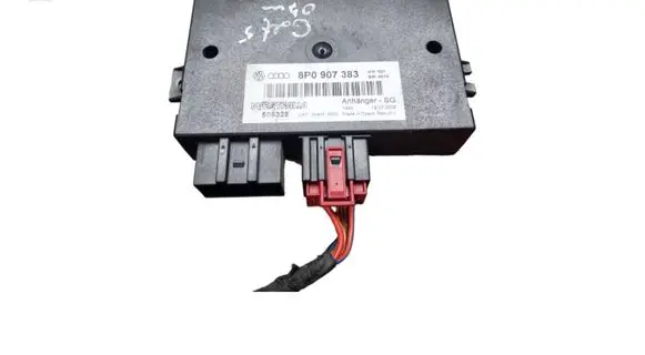 Volkswagen Golf V Tow bar trailer control unit/module 8P0907383