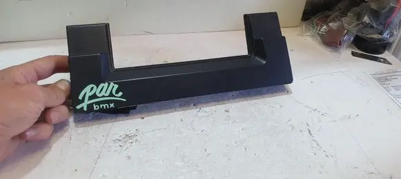 Radio/GPS head unit trim