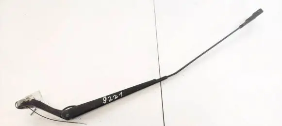 Front wiper blade arm