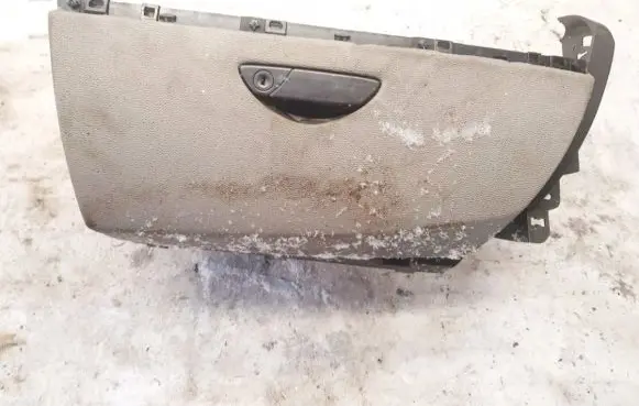 Citroen C8 Glove box