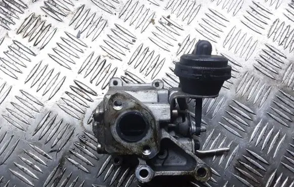 Hyundai i40 EGR valve