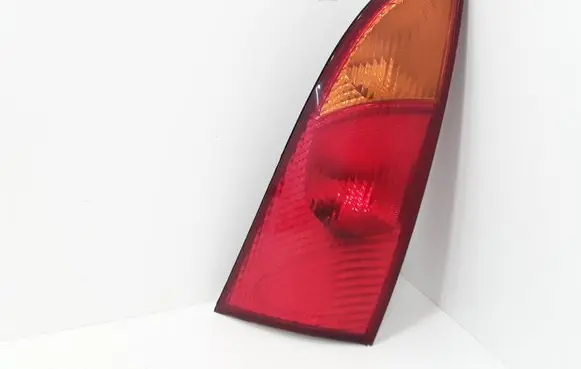 Ford Focus Rear/tail lights 1M5113404CW170R