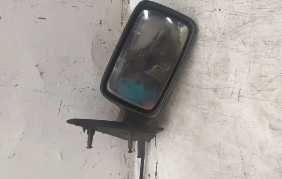 Volkswagen Golf III Manual wing mirror E10217384