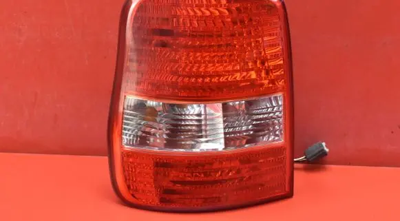 KIA Carnival Rear/tail lights 1K53A-51140