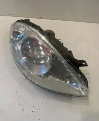 Mercedes-Benz A W169 Headlight/headlamp A1698200261 0301197202 15631564