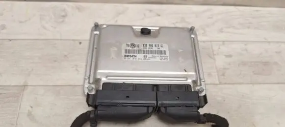 Volkswagen PASSAT B5.5 Engine control unit/module 038906019GL 28SA5458 0281010944