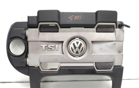 Volkswagen Golf V Engine cover (trim) 03C103925BB