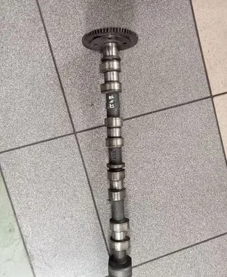Toyota Avensis T250 Camshaft 