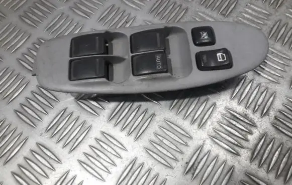 Nissan Almera Tino Electric window control switch 80960bu400 80960bu810