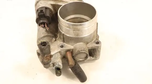 Volkswagen Golf V Throttle body valve 06A133062AT