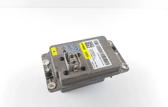 Tesla Model Y Hybrid / electric car battery 159848600D 1598486-00-D